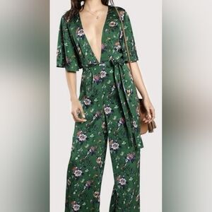 SHEIN Deep V-Neck Floral Green Jumpsuit - Sz L